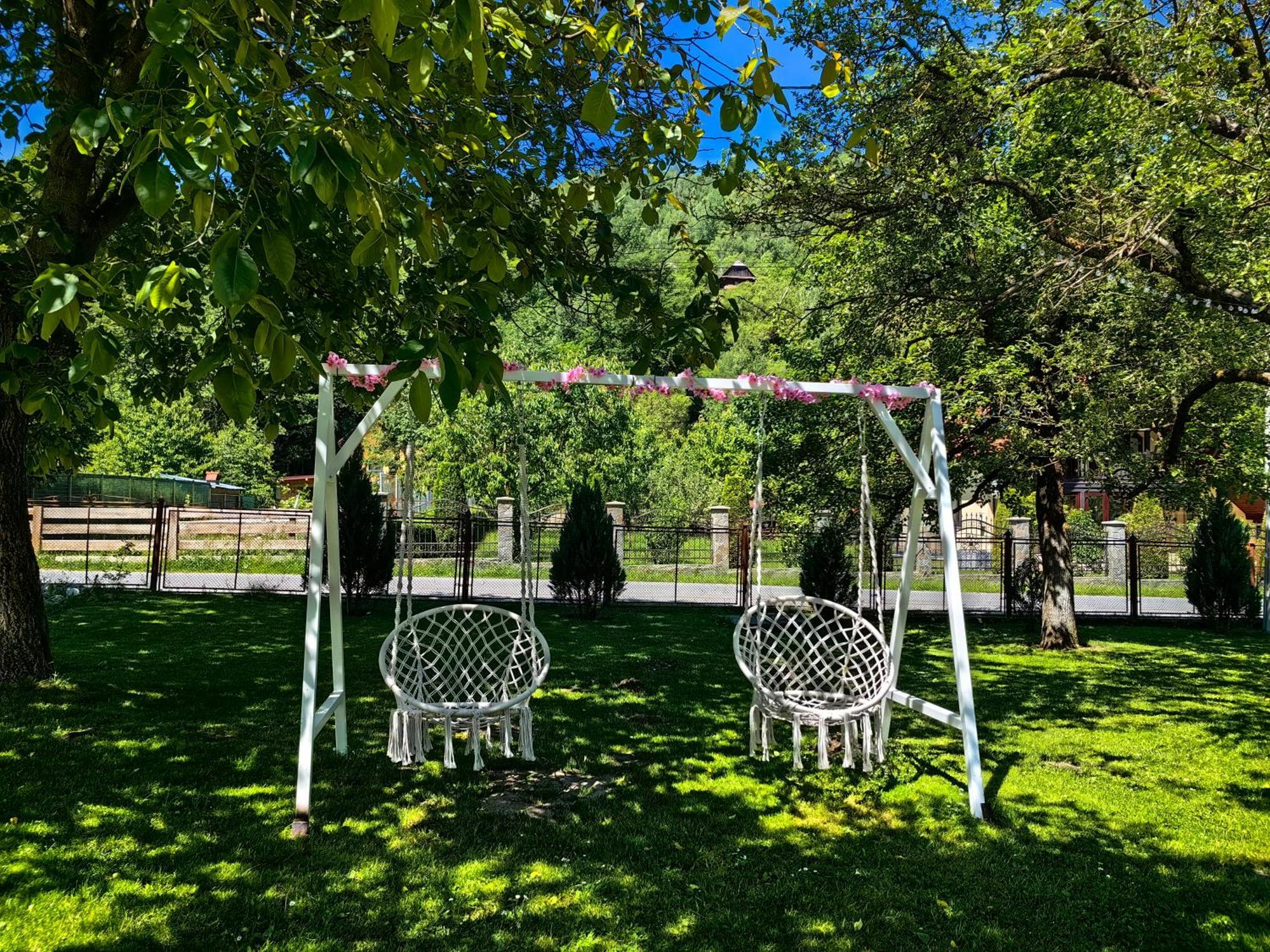 Voinescu House - Natural Living & Eating سيمون المظهر الخارجي الصورة